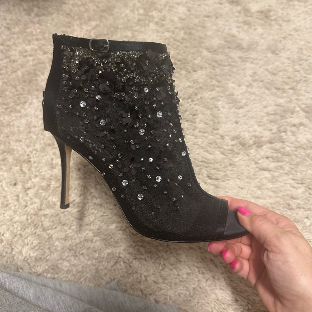 NEVER WORN Badgley Mishka heels .
